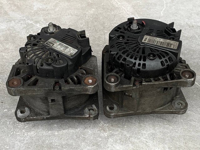 Генератор автомобільний 8200537415 RENAULT