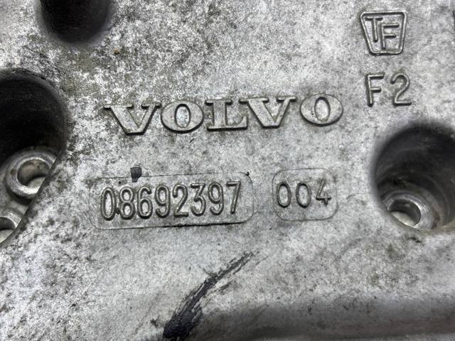 Колектор впускний 8692397 VOLVO