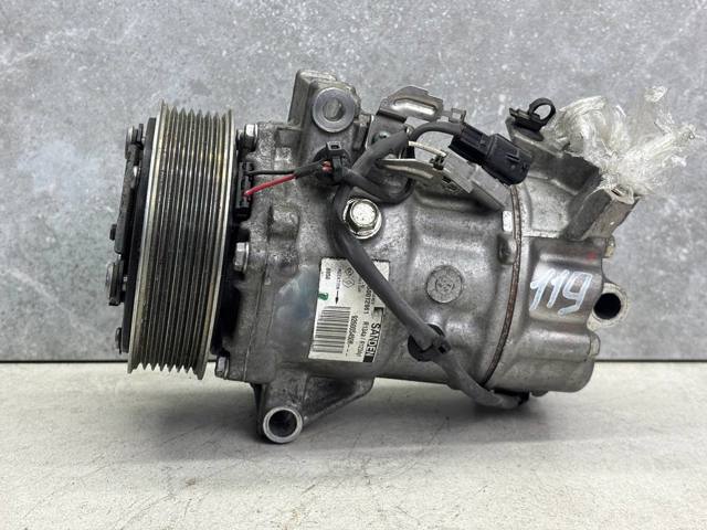 Насос кондиціонера 926005450R RENAULT