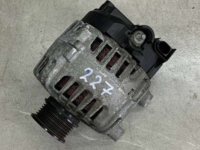 Генератор автомобільний AV6N10300DC FORD