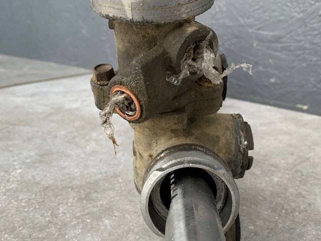 Рейковий рульовий механізм LD4732110 MAZDA