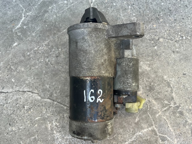 Стартер автомобільний M001T81582 MAZDA