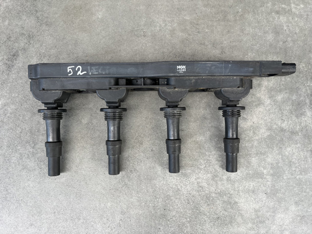 Котушка U6003 NGK