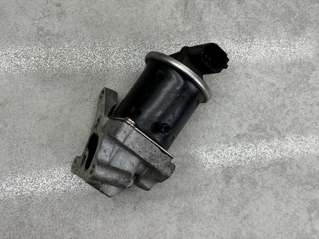 Клапан EGR V10630072 VEMO
