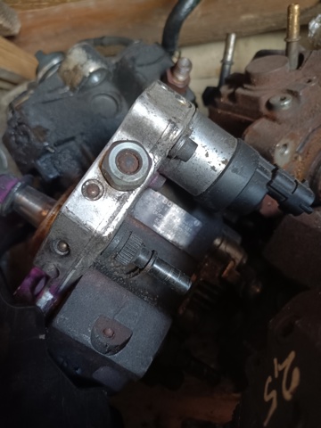 Насос паливний високого тиску (ПНВТ) - DIESEL 0445010031 RENAULT