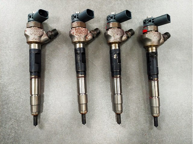 Форсунки електромагнітні 0445110473 BOSCH