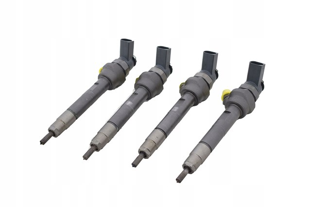 Форсунка дизельна в зборі, розпилювач + тримач 0445110600 BOSCH