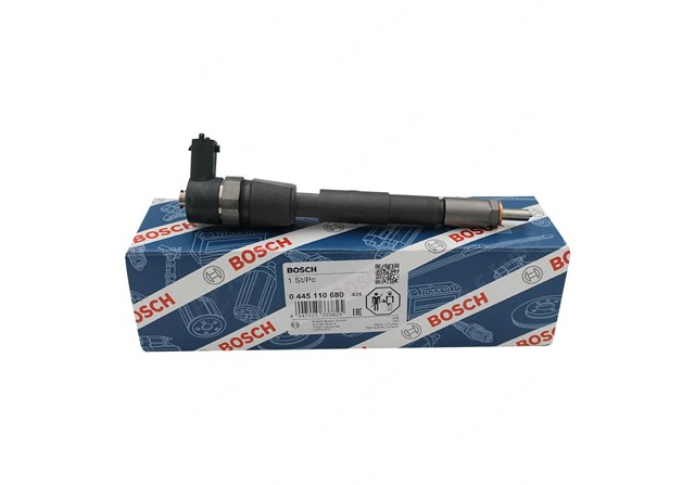 Форсунка дизельна в зборі, розпилювач + тримач 0445110680 BOSCH