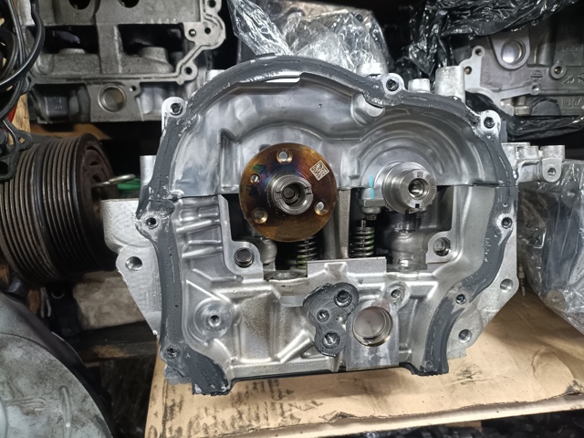 Комплект прокладок двигуна, верхній 110422750R RENAULT