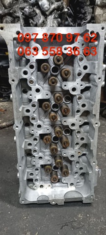 ГБЦ  двигуна 221004A210 HYUNDAI