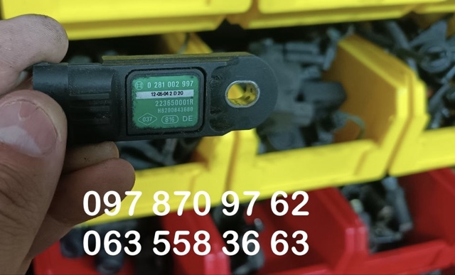 Датчик тиску наддуву (датчик нагнітання повітря в турбіну) 223650001R RENAULT