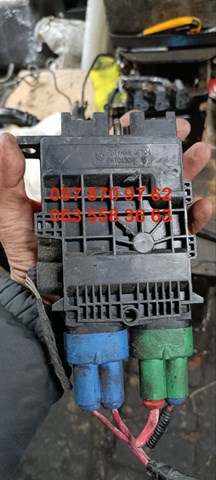 Комп'ютер двигуна 8200882381 RENAULT