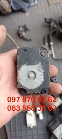 Мотор заслінки рециркуляції повітря T1006419G RENAULT