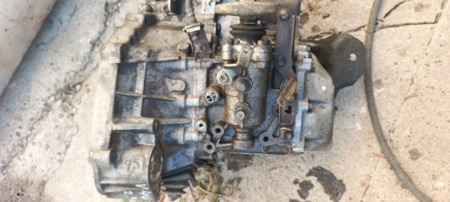 КПП в зборі(механічна коробка передач) Toyota Camry 6 V40