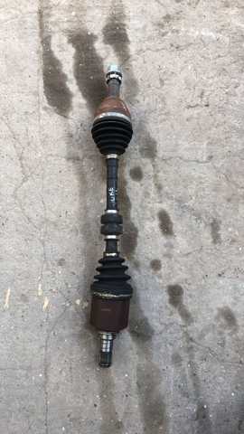 Привід лівий 391011KB0A NISSAN