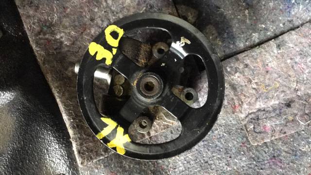Насос кермового управління 4450A149 MITSUBISHI