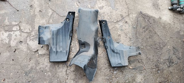 Захист заднього бампера 5259147021 TOYOTA