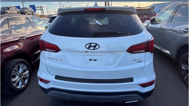 Балансир задній нижній, лівий 552104Z201 HYUNDAI