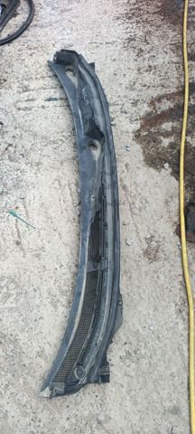 Водостік лобового скла, жабо 668624BA0A NISSAN
