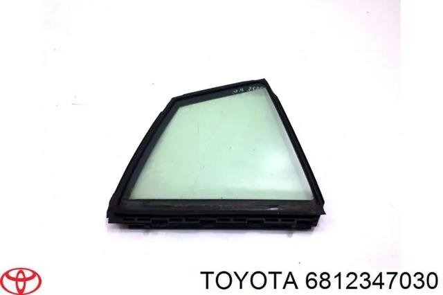 Скло-кватирка двері, задньої, правої 6812347030 TOYOTA