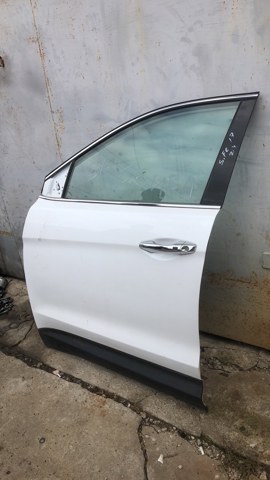 Водійські двері 760032W010 HYUNDAI