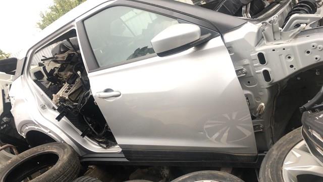 Скло пасажирських дверей 803005RL0A NISSAN