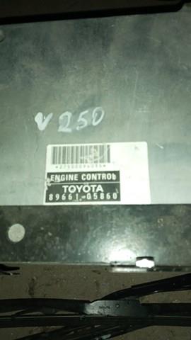 Комп'ютер двигуна 8966105860 TOYOTA