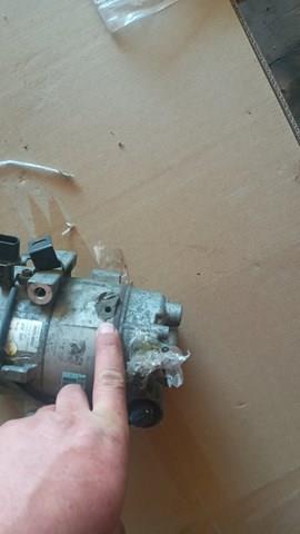 Компресор холодоагенту 97701F2800 HYUNDAI