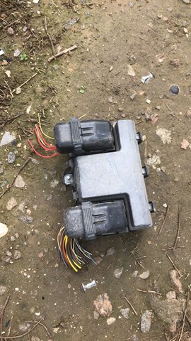 Коробка запобіжників DG9T14A067BF FORD