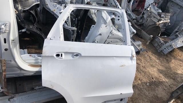 Двері задні, праві KT4Z5824630B FORD