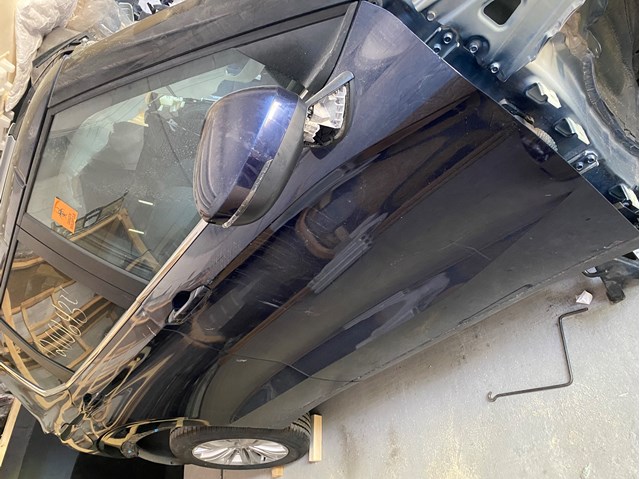 Скло передніх дверей, правих 80300W010P MITSUBISHI