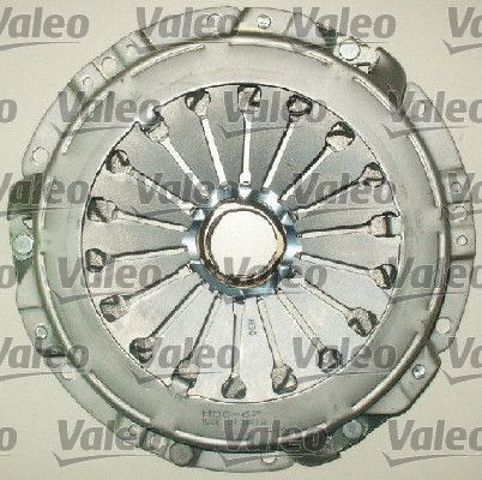 Комплект зчеплення (диск, корзина, підшипник) 826423 VALEO