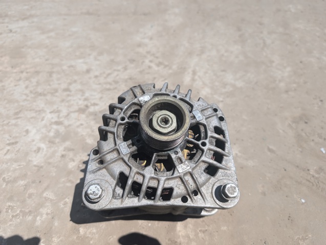 Генератор автомобільний 7700427476 RENAULT