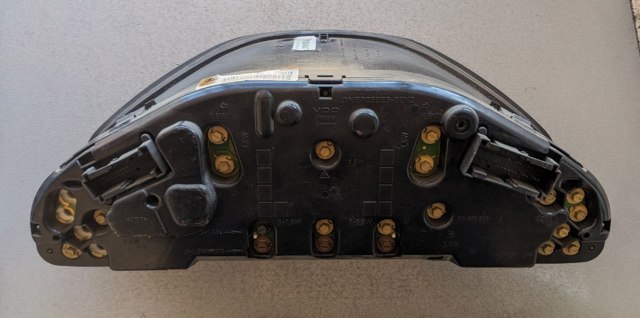 Панель приладів A2105409647 MERCEDES