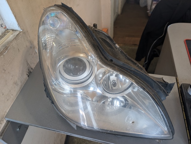 Основна фара - вставка A2198204461 MERCEDES