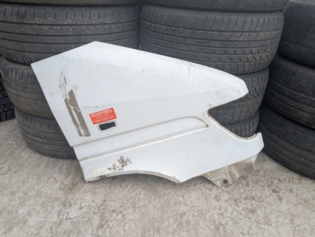 Переднє праве крило A9016373101 MERCEDES