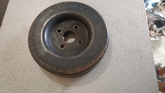 Шків водяної помпи MN149480 MITSUBISHI