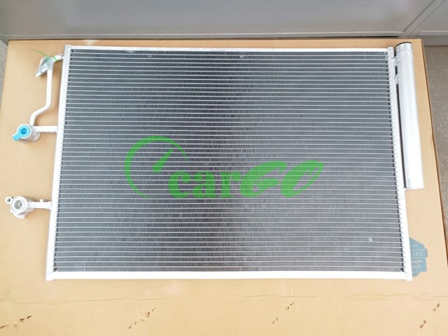 Радіатор охолодження кондиціонера KTT110852 THERMOTEC
