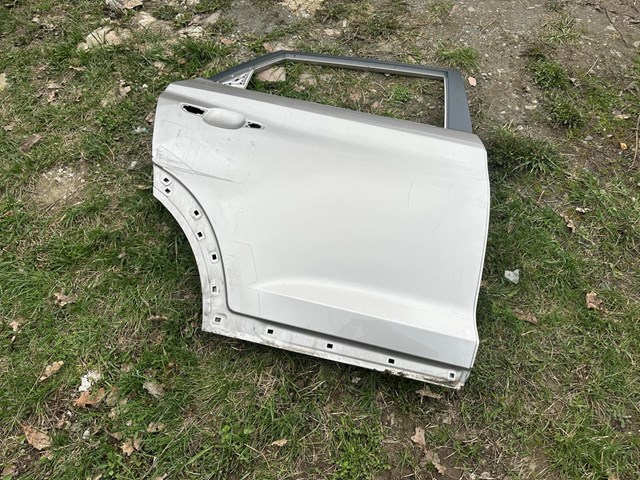 Двері задні в зборі 77004D3000 HYUNDAI