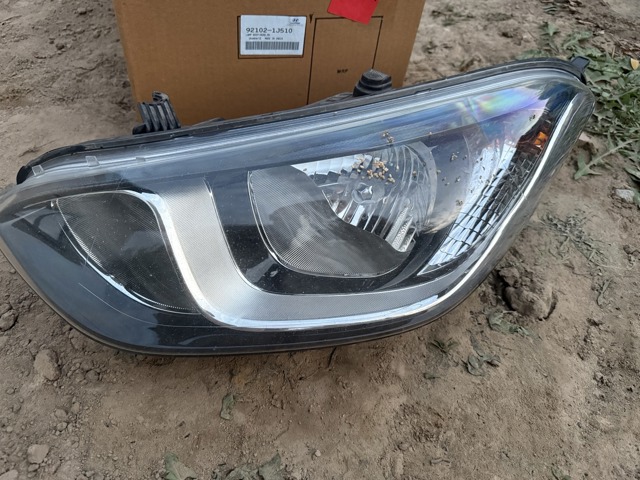 Фара основна права 921021J510 HYUNDAI