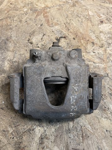 Супорт гальмівний, передній, правий 90421740 OPEL