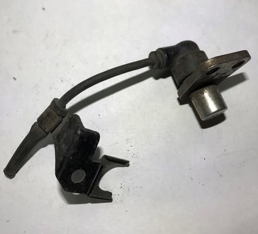 Передній лівий датчик абс GA2G4373XA MAZDA