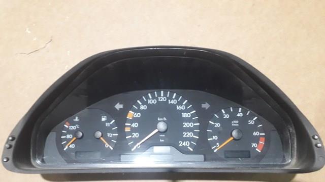 2105406747 Mercedes