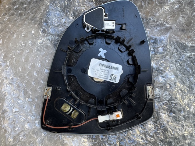 Дзеркальний елемент водійського дзеркала 51167441445 BMW