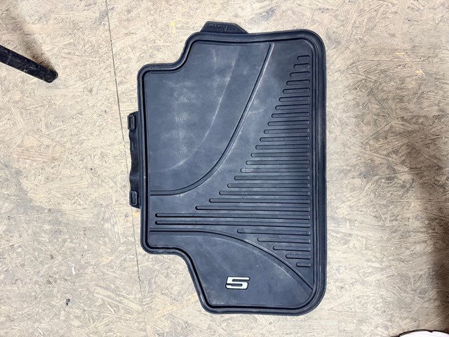 Килимок задній, комплект 2 шт. 51472414219 BMW