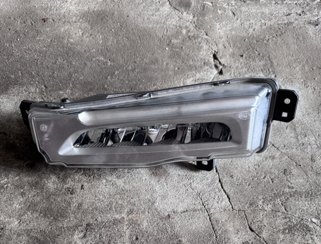 Протитуманка ліва 63177406365 BMW