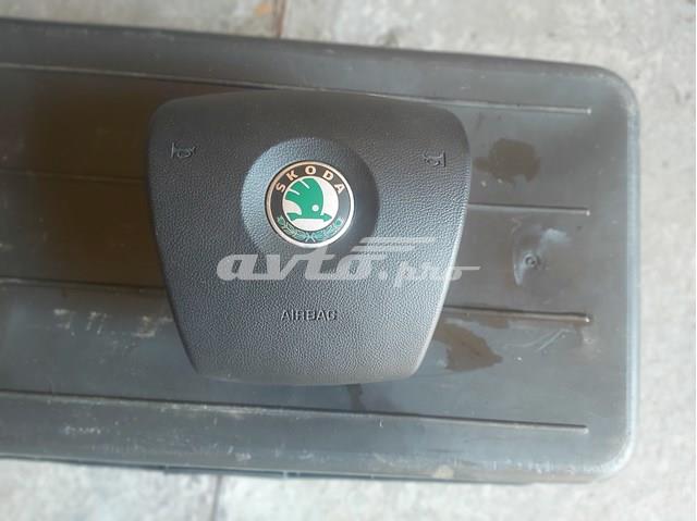 Подушка в кермі 1Z0880201AM3X1 VAG
