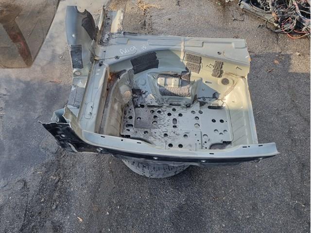 Панель багажного відсіку 4G5813331 VAG