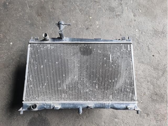 Радиатор охлаждения двигателя mazda 6 	LF17-15-200