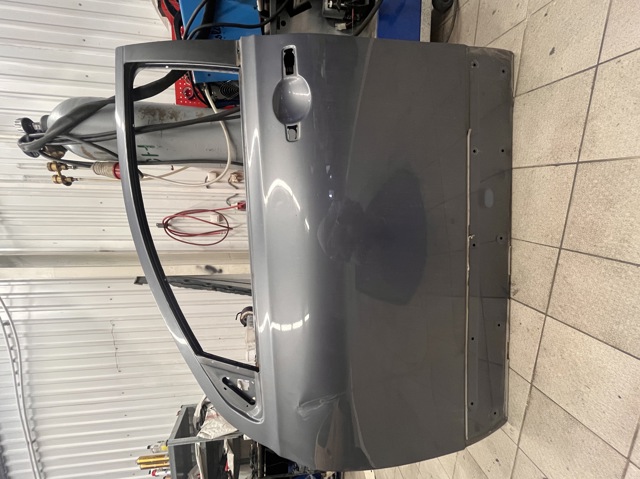 Дверь передня ліва H0101JD0M0 NISSAN